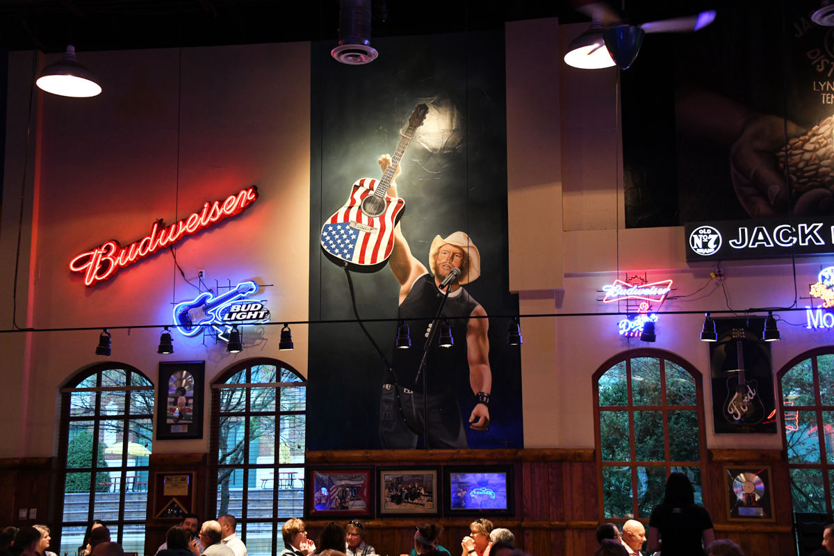 005 Dinner at Toby Keith's I Love This Bar.JPG